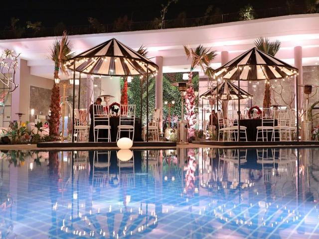 4 BHK Apartment in Sector 107 for rent Noida. The reference number is 19845013