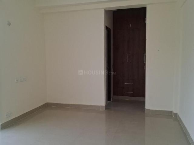4 BHK Apartment in Sector 107 for rent Noida. The reference number is 20944229