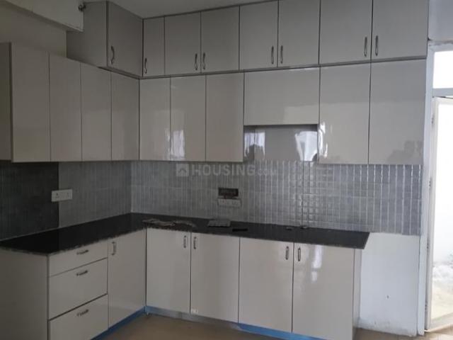 4 BHK Apartment in Sector 107 for rent Noida. The reference number is 20956145