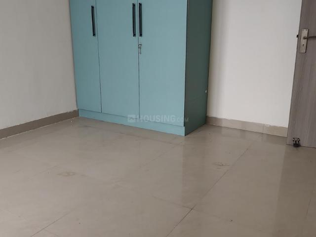 4 BHK Apartment in Sector 107 for rent Noida. The reference number is 20995689