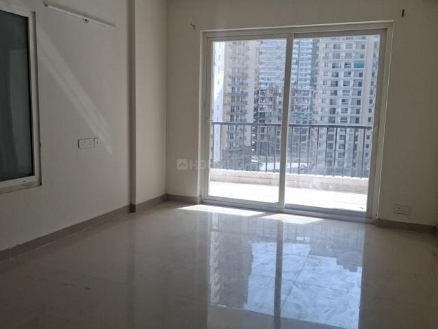 4 BHK Apartment in Sector 107 for rent Noida. The reference number is 21011090