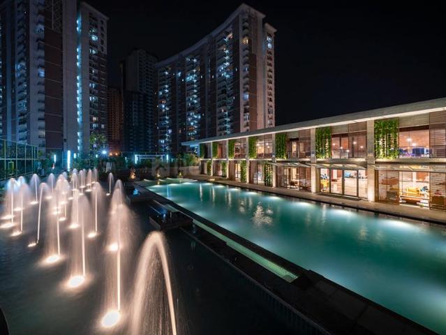 4 BHK Apartment in Sector 107 for resale Noida. The reference number is 20376227