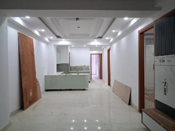 4 BHK Apartment in Sector 104 for resale Noida. The reference number is 20473764