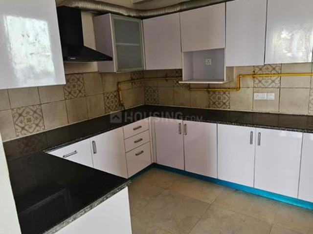4 BHK Apartment in Sector 104 for rent Gurgaon. The reference number is 20580553