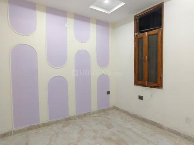 4 BHK Apartment in Sector 104 for resale Noida. The reference number is 21345932