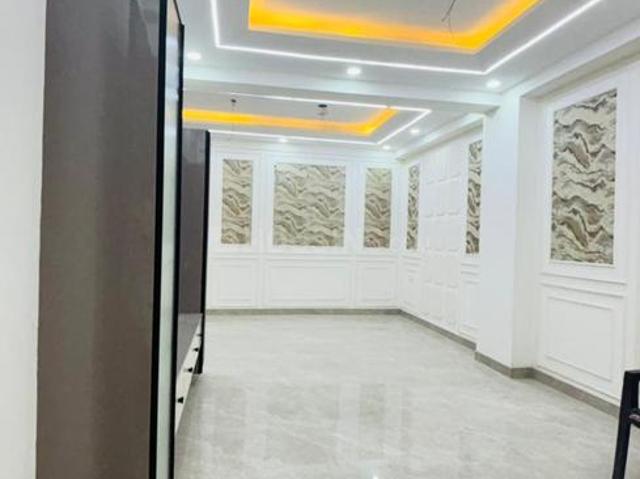 4 BHK Apartment in Sector 105 for resale Noida. The reference number is 20110607