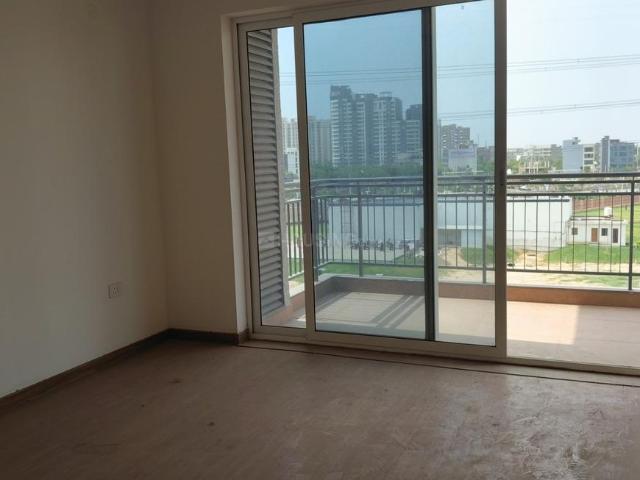 4 BHK Apartment in Sector 106 for rent Gurgaon. The reference number is 20039072