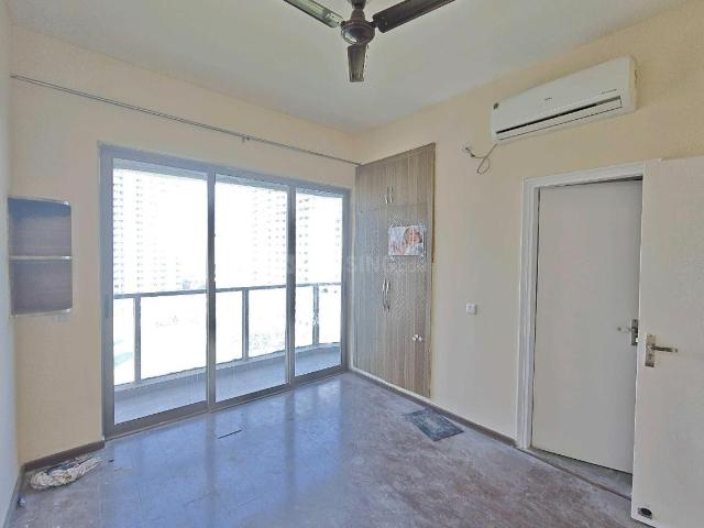 4 BHK Apartment in Sector 106 for rent Gurgaon. The reference number is 20403958