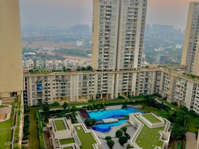 4 BHK Apartment in Sector 112 for resale Gurgaon. The reference number is 21358302
