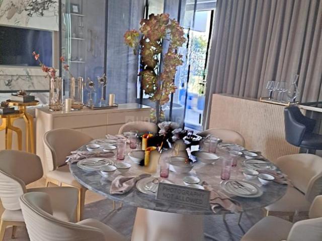 4 BHK Apartment in Sector 115 for resale Noida. The reference number is 15510350