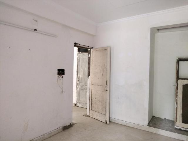 4 BHK Apartment in Sector 11 Dwarka for resale New Delhi. The reference number is 20444157