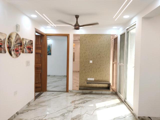 4 BHK Apartment in Sector 11 Dwarka for resale New Delhi. The reference number is 20575930