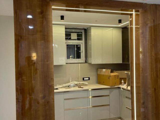 4 BHK Apartment in Sector 11 Dwarka for resale New Delhi. The reference number is 21221942