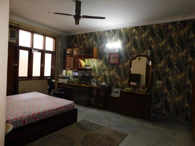 4 BHK Apartment in Sector 121 for rent Noida. The reference number is 17849583