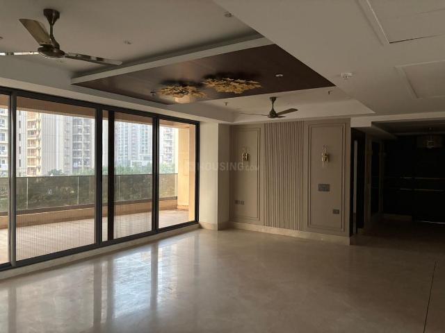 4 BHK Apartment in Sector 121 for resale Noida. The reference number is 21044428