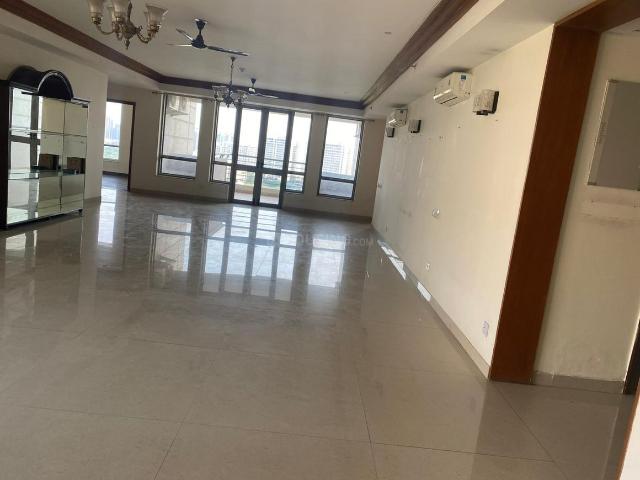 4 BHK Apartment in Sector 128 for rent Noida. The reference number is 11576533