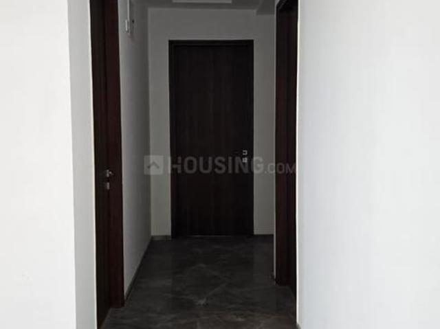 4 BHK Apartment in Sector 128 for rent Noida. The reference number is 18474484