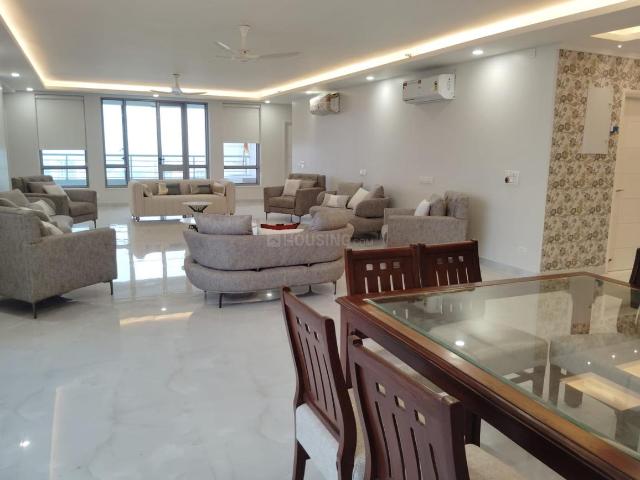 4 BHK Apartment in Sector 128 for rent Noida. The reference number is 18793749