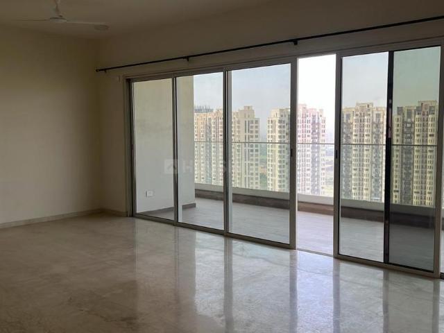 4 BHK Apartment in Sector 128 for rent Noida. The reference number is 20206756