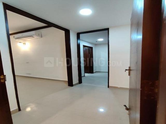 4 BHK Apartment in Sector 128 for resale Noida. The reference number is 20475479