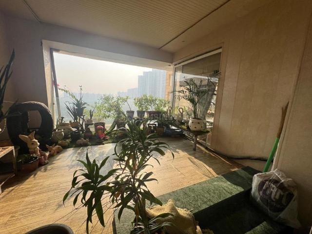4 BHK Apartment in Sector 128 for resale Noida. The reference number is 21107151
