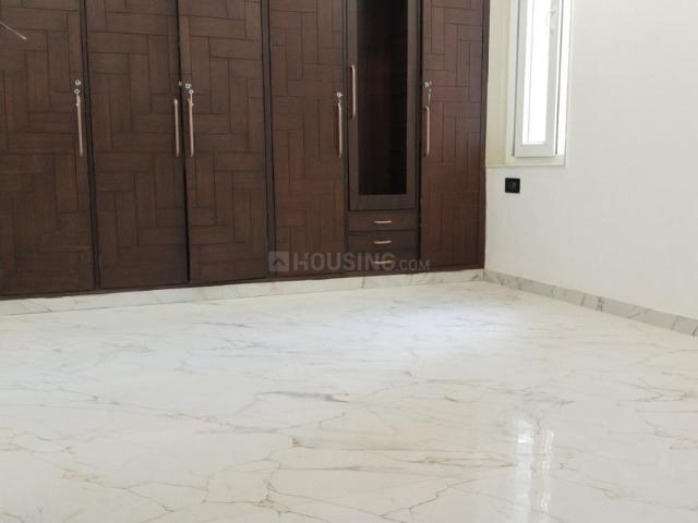 4 BHK Apartment in Sector 12 Dwarka for rent New Delhi. The reference number is 20207267