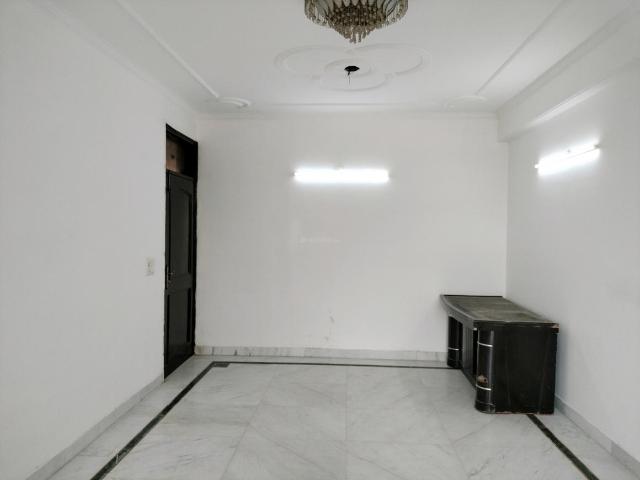 4 BHK Apartment in Sector 12 Dwarka for resale New Delhi. The reference number is 20382596