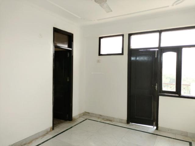 4 BHK Apartment in Sector 12 Dwarka for resale New Delhi. The reference number is 20382671