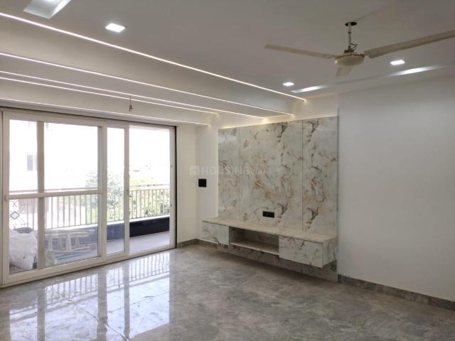 4 BHK Apartment in Sector 12 Dwarka for resale New Delhi. The reference number is 21330392