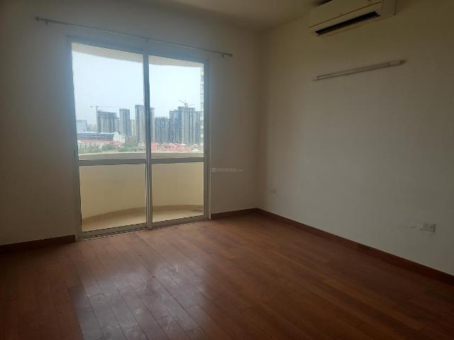 4 BHK Apartment in Sector 131 for rent Noida. The reference number is 20364903