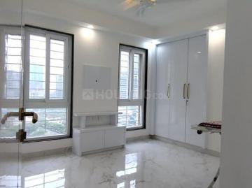 4 BHK Apartment in Sector 137 for rent Noida. The reference number is 19762739