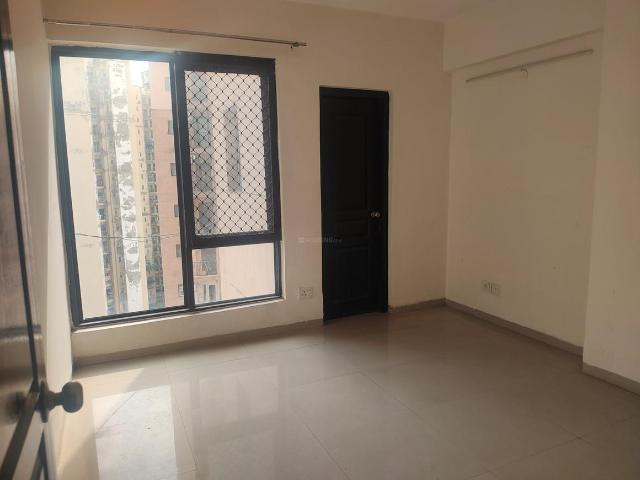 4 BHK Apartment in Sector 137 for rent Noida. The reference number is 21019107