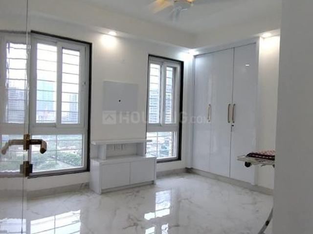 4 BHK Apartment in Sector 137 for rent Noida. The reference number is 21025823