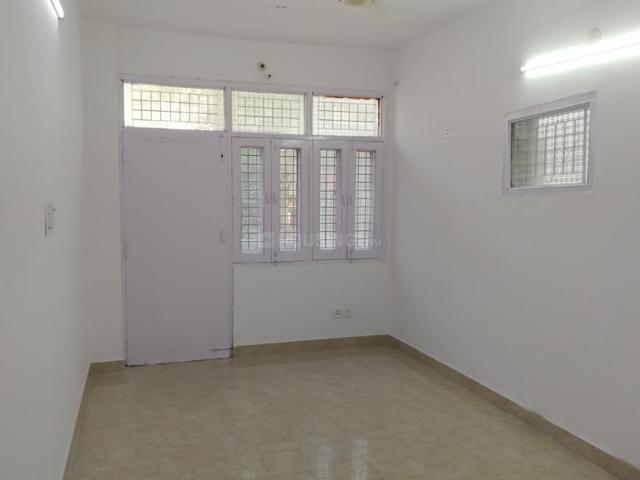 4 BHK Apartment in Sector 13 Dwarka for resale New Delhi. The reference number is 21092239