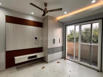 4 BHK Apartment in Sector 13 Rohini for resale New Delhi. The reference number is 20016321