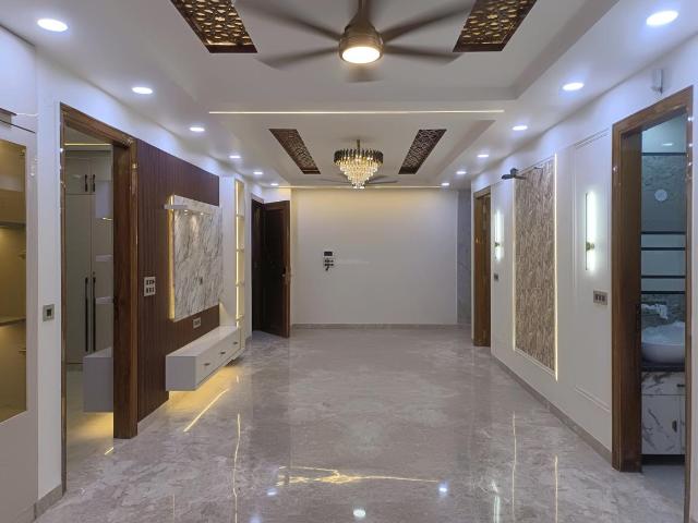 4 BHK Apartment in Sector 24 Rohini for resale New Delhi. The reference number is 19868862
