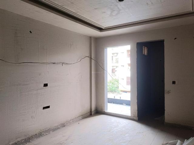 4 BHK Apartment in Sector 24 Rohini for resale New Delhi. The reference number is 20658228