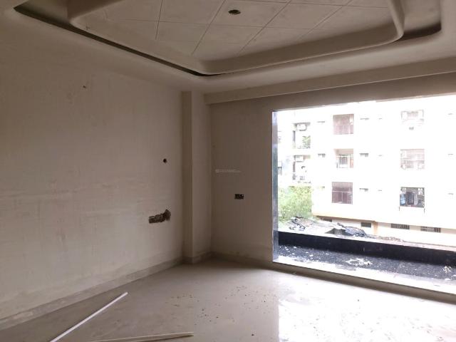 4 BHK Apartment in Sector 24 Rohini for resale New Delhi. The reference number is 20622730