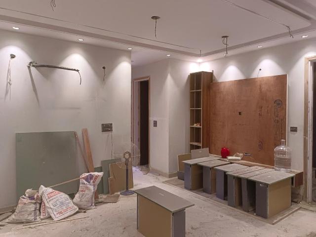 3 BHK Apartment in Sector 24 Rohini for resale New Delhi. The reference number is 20862349