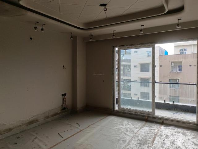 4 BHK Apartment in Sector 24 Rohini for resale New Delhi. The reference number is 20918559