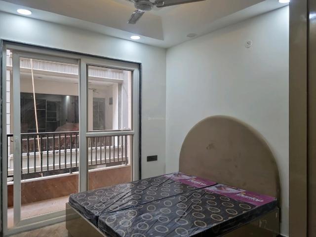 4 BHK Apartment in Sector 29 Dwarka for resale New Delhi. The reference number is 20346029
