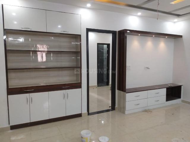4 BHK Apartment in Sector 20 for rent Panchkula. The reference number is 20874216