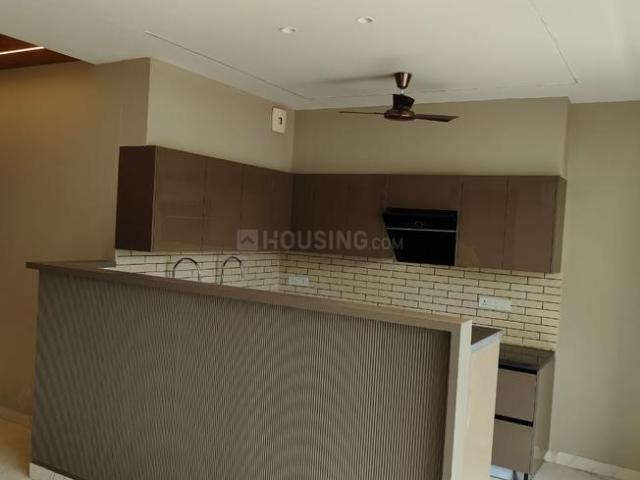 4 BHK Apartment in Sector 20 for rent Panchkula. The reference number is 21280769