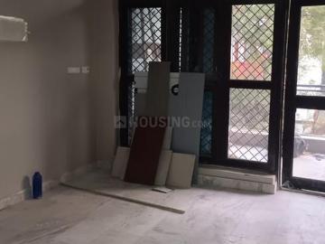 4 BHK Apartment in Sector 21 for rent Noida. The reference number is 19616774