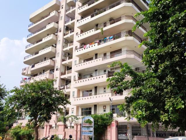 4 BHK Apartment in Sector 21D for resale Faridabad. The reference number is 20811267