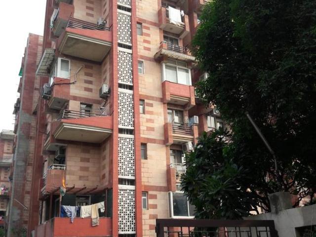 4 BHK Apartment in Sector 22 Dwarka for resale New Delhi. The reference number is 20761045