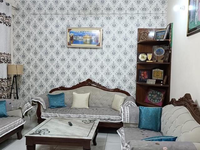 4 BHK Apartment in Sector 23 for resale Panchkula. The reference number is 21302864