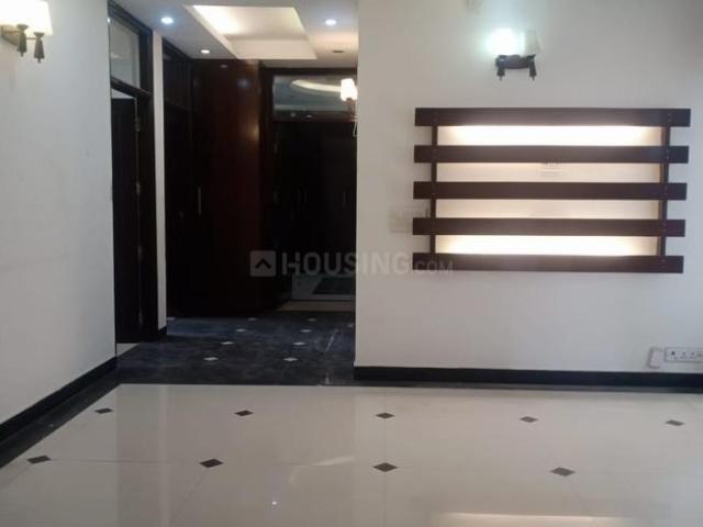 4 BHK Apartment in Sector 2 Dwarka for rent New Delhi. The reference number is 20555776