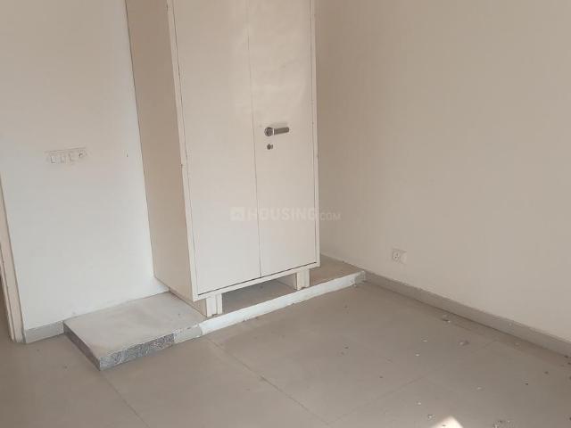 4 BHK Apartment in Sector 37C for rent Gurgaon. The reference number is 21010680