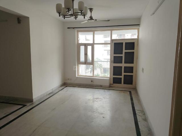 4 BHK Apartment in Sector 45 for resale Gurgaon. The reference number is 17893358